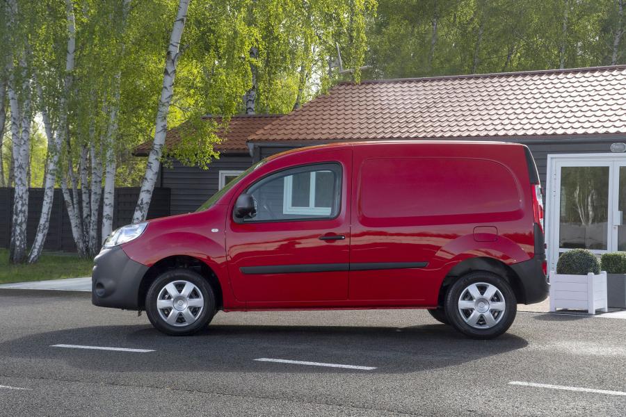  Nissan NV250 L1 Van 2019 года  (EU) (фото 26 из 37)